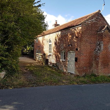 Baptist Cottage Cheverell 外观 照片