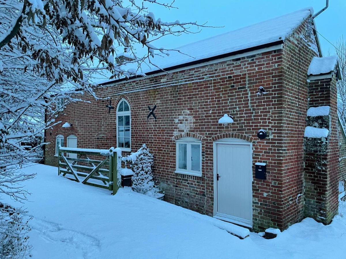Baptist Cottage Cheverell 外观 照片
